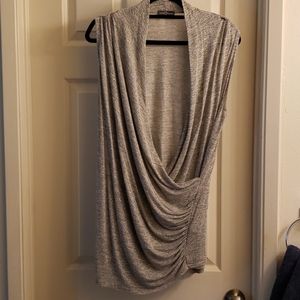 Market & Spruce Cross front top